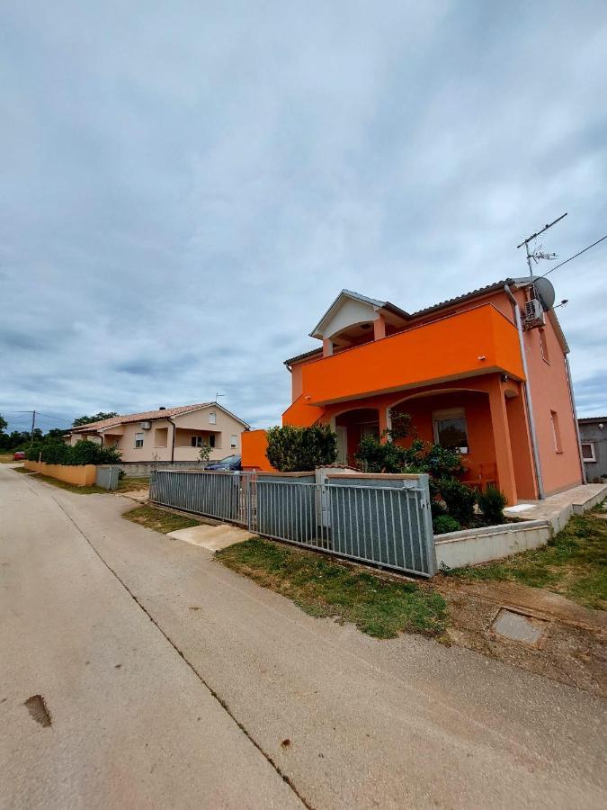 Apartman Zeljo Galižana Dış mekan fotoğraf